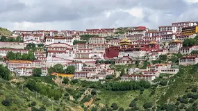 5 Days Lhasa Ganden Monastery and Drak Yerpa Tour